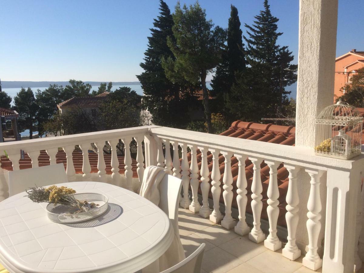 Apartments Villa Jusup Starigrad Paklenica Exterior photo